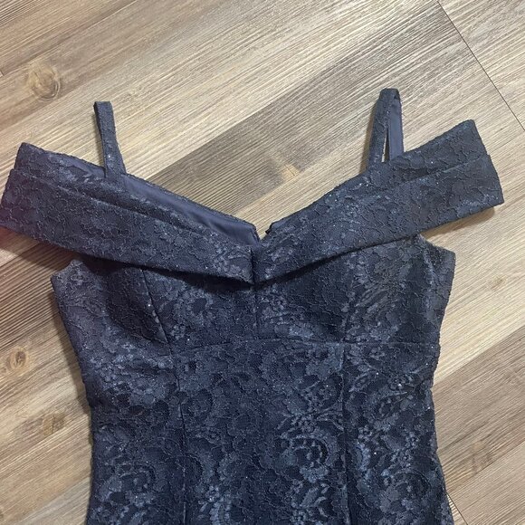 R & M RICHARDS‎ Womens Sz 6 PETITE Off-The-Shoulder Shimmer Lace Gown Navy Blue - Picture 4 of 13